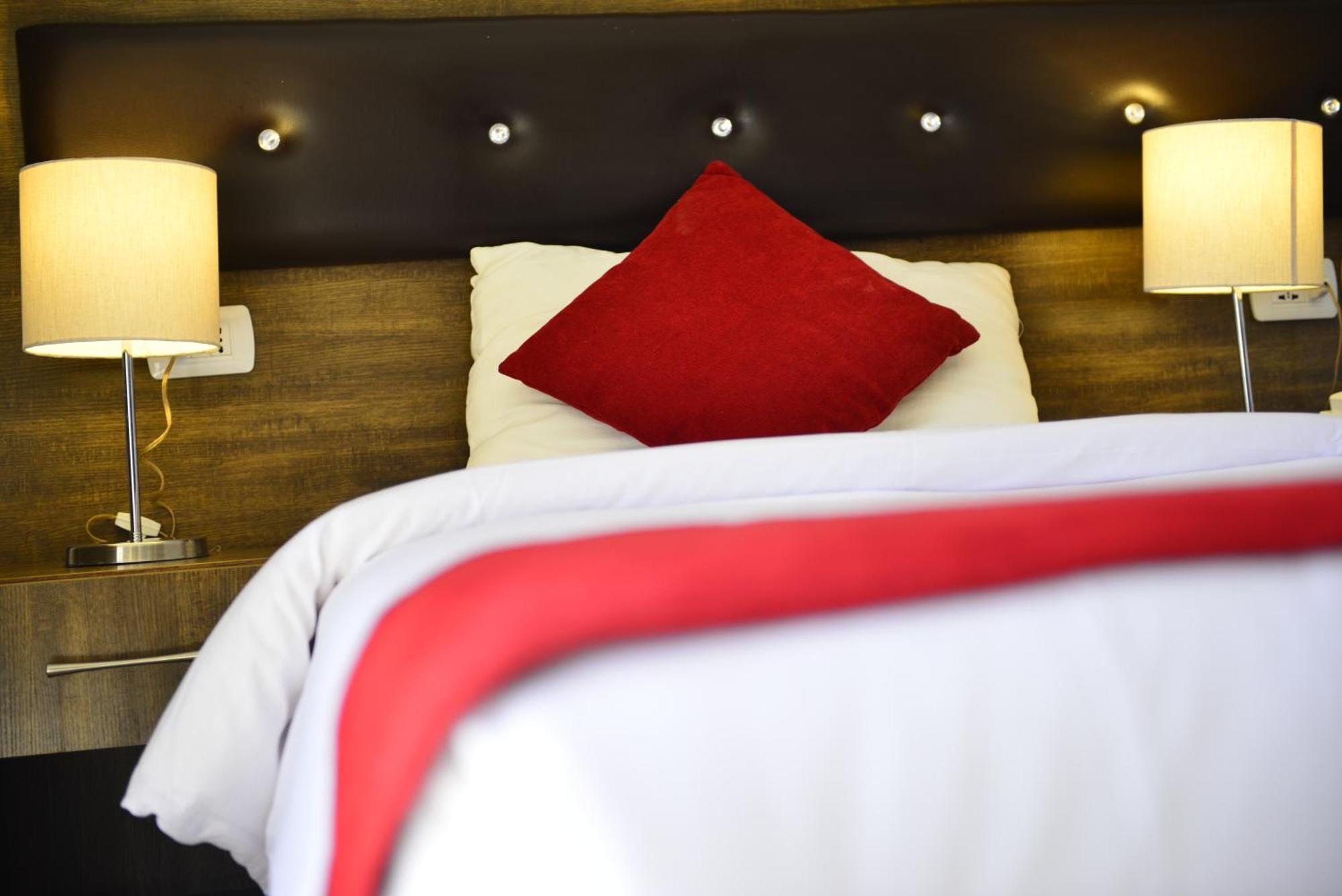 Petra Corner Hotel ภายนอก รูปภาพ