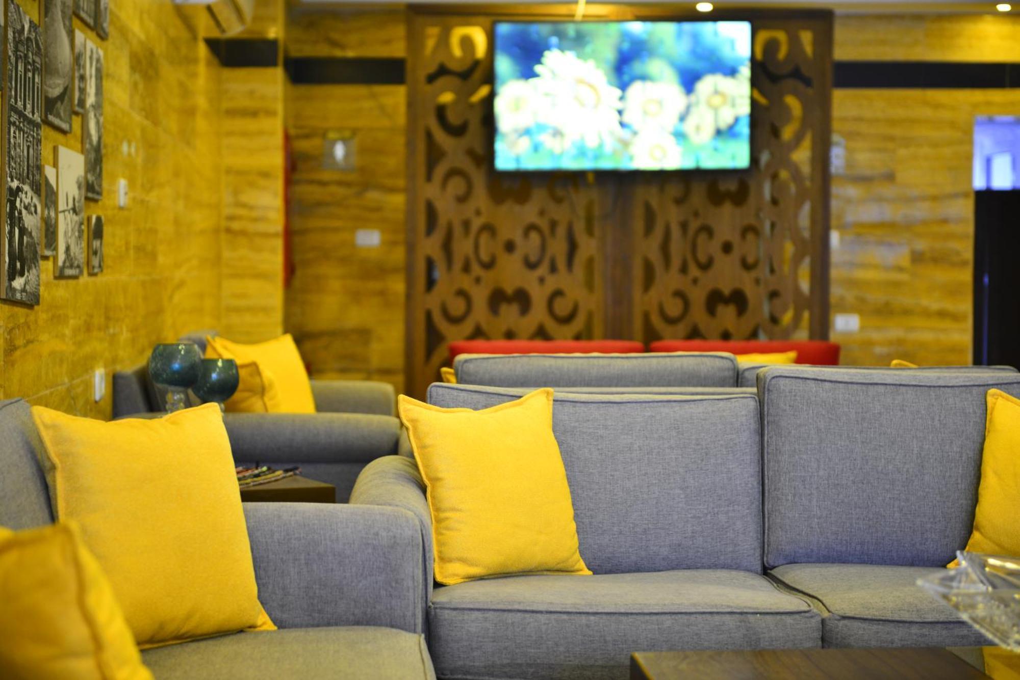 Petra Corner Hotel ภายนอก รูปภาพ